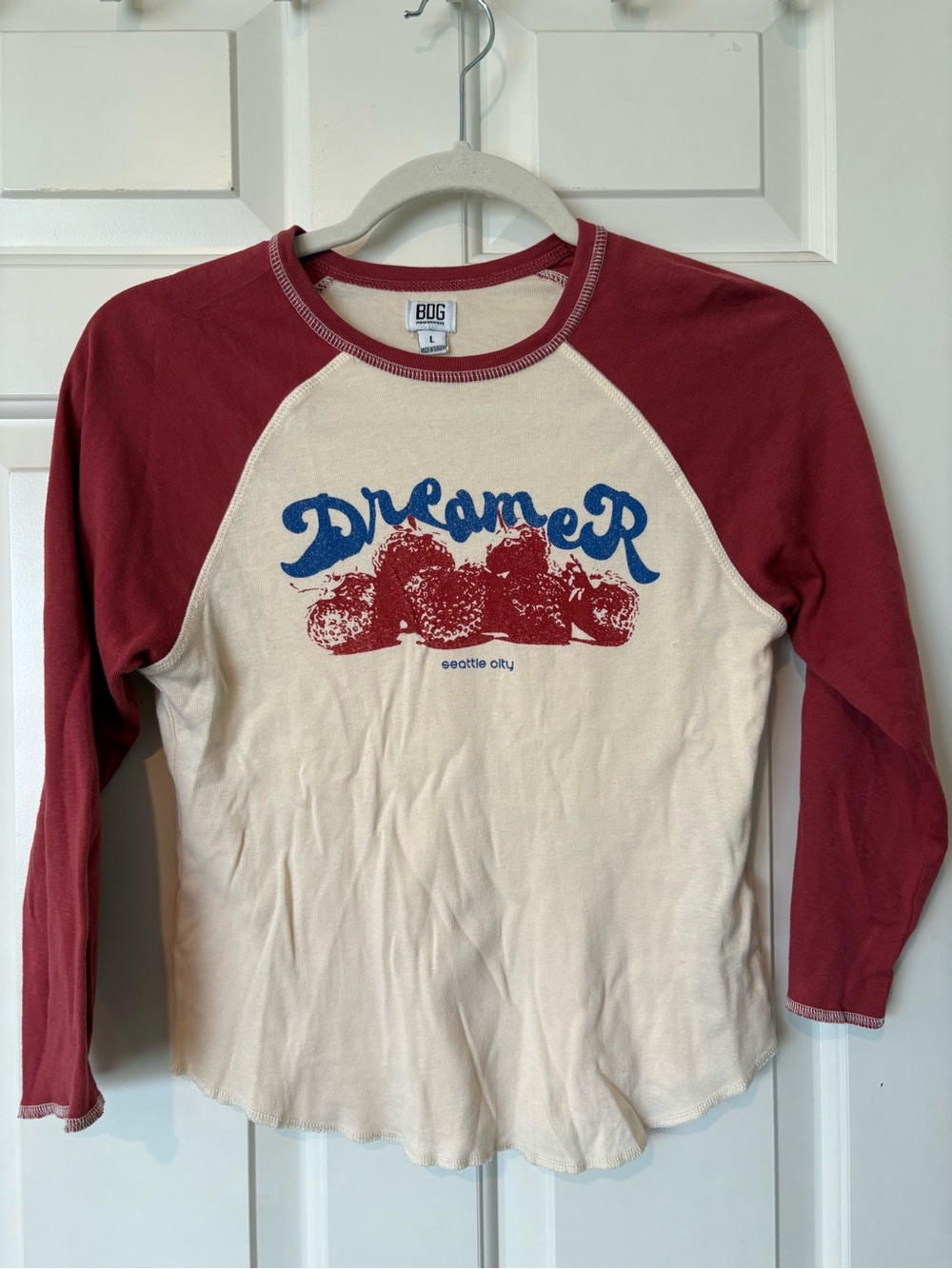 BDG Raglan 'Dreamer' quarter Sleeve Top - Cream & Red